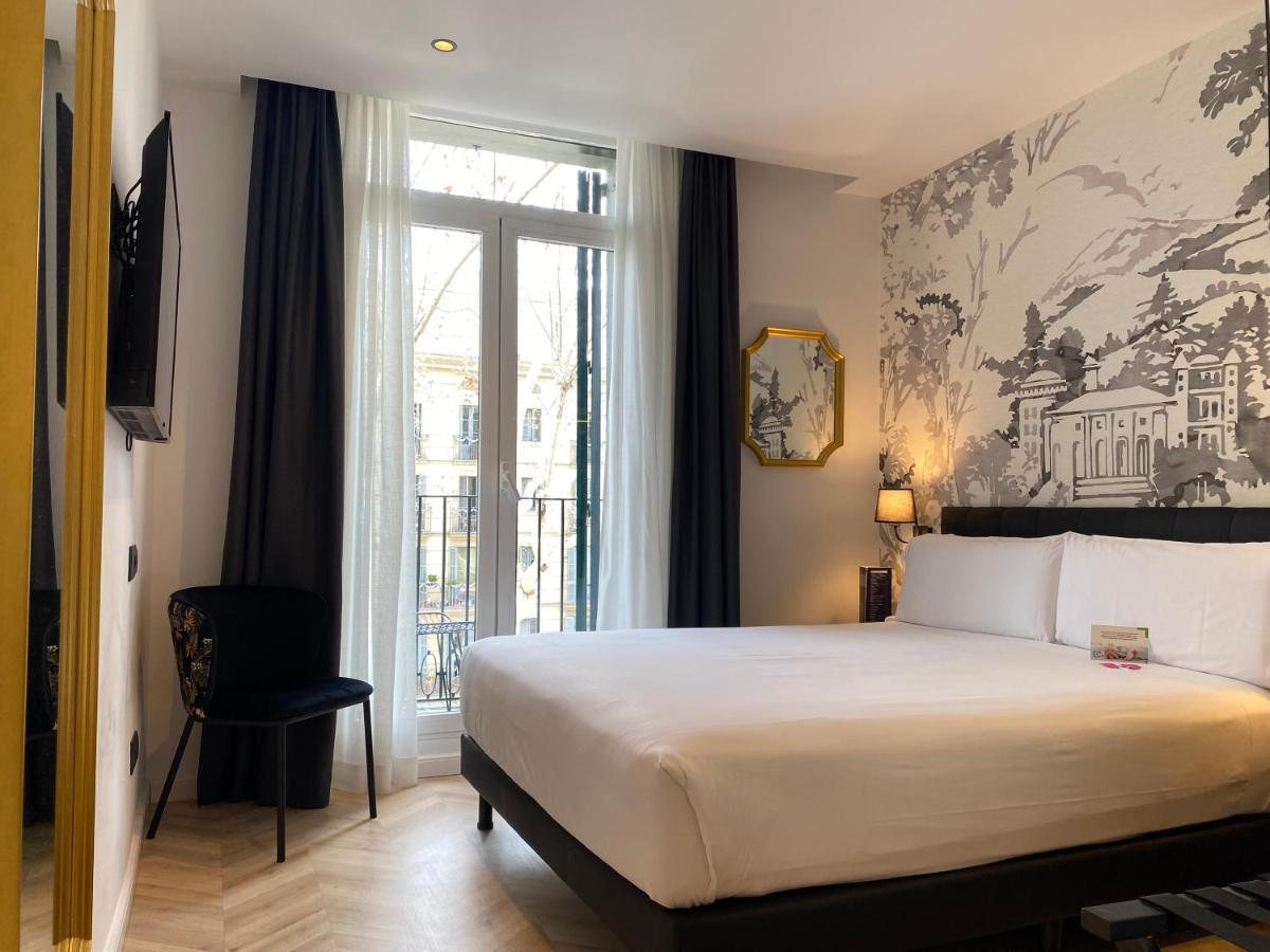 Oriente Atiram Hotel Барселона Екстер'єр фото